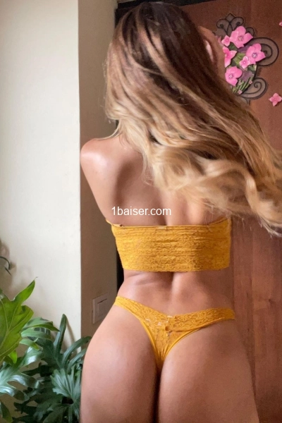 Aurelie (1)