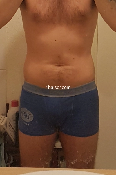 Escorte boy à votre disposition 