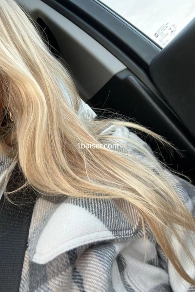Escort à Boulogne billancourt : Annick Bouvier , Femme (2/3)