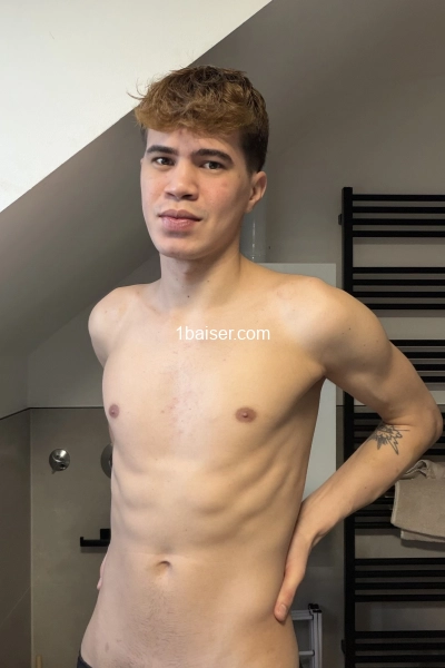 BRÉSILIEN XL MASSAGE 22Y  — Escort Paris (1)