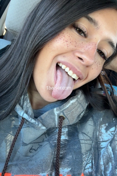 Klooe Femme fontaine  — Escort Alpes de Haute Provence (1)