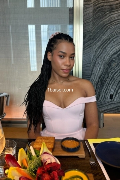 Fille chaude — Escort Paris (1)