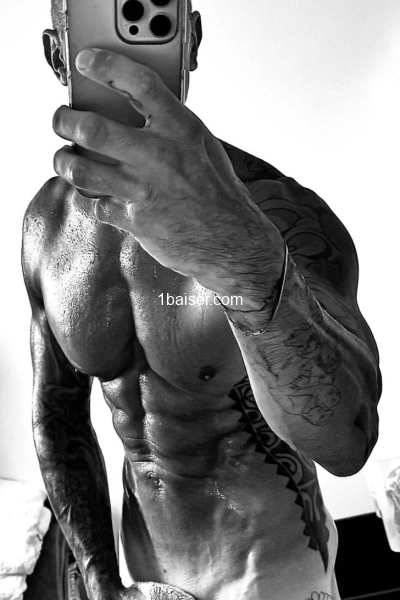 Accompagnateur pour femmes .