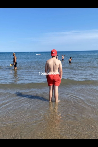 jeune escorte boy de 21 ans 