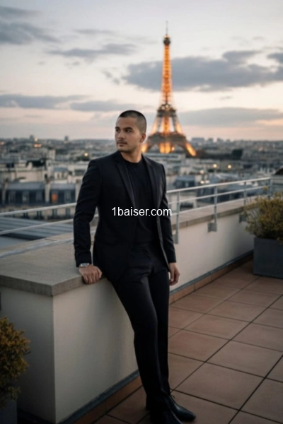 Akas — Escort Paris (1)