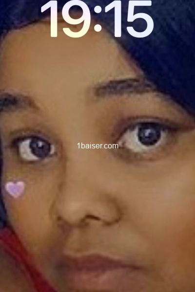 Jeune femme cherche un sugar Daddy doux et généreux.  — Escort Seine et Marne (1)