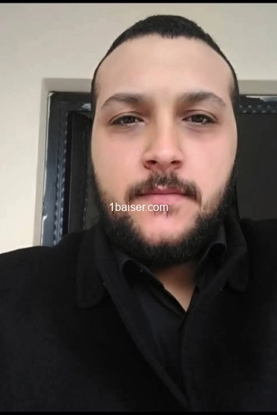 Bonjour, soyez assuré(e) que vous serez satisfait(e) et détendu(e). — Escort Seine Saint Denis (1)