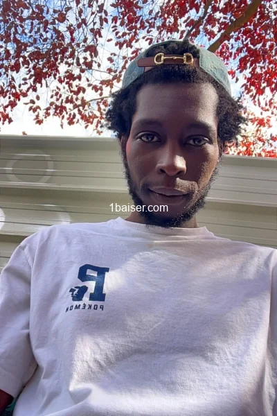 Escort in Paris : Black 75, Male (2/3)