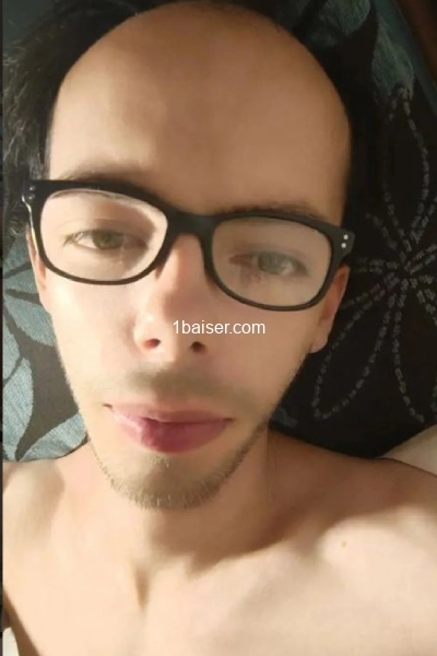 Rencontre — Escort Nimes (1)