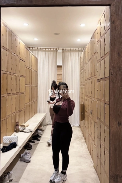 Zoé10 — Escort Paris (1)