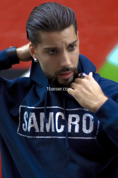 ANDREA JEUNE TBM D'ORIGINE ITALIENNE SANS TABOO 