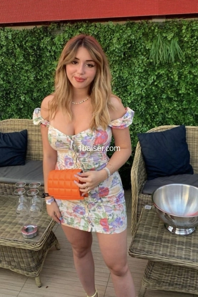 Wadjida-bonette — Escort Paris (1)