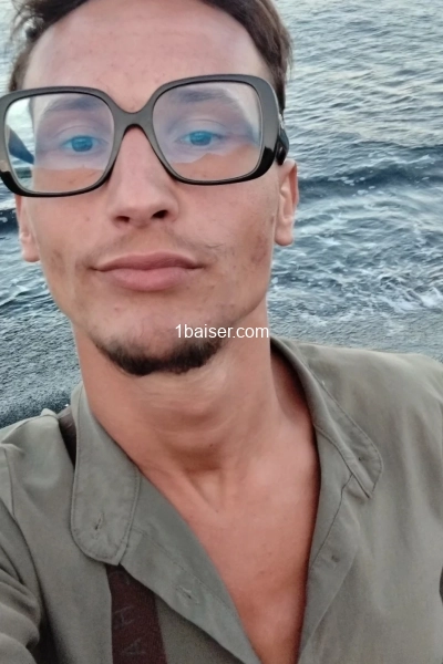 Hugo  — Escort Toulon (1)