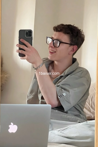 Bryan Escort Gay