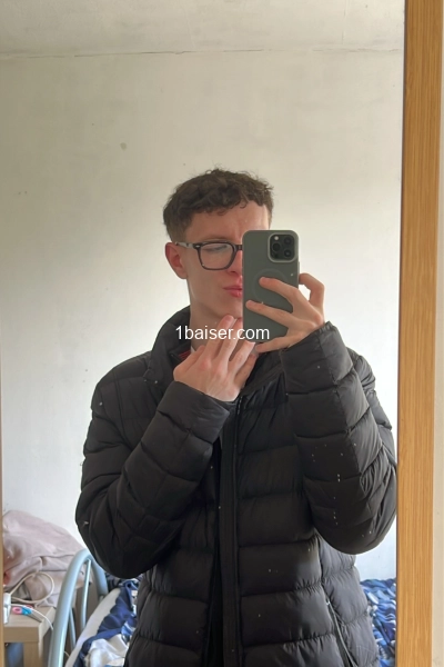 Bryan Escort Gay