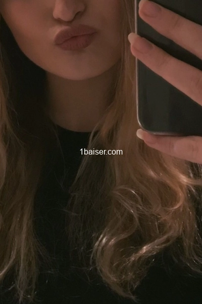Escorte soumise — Escort Créteil (1)