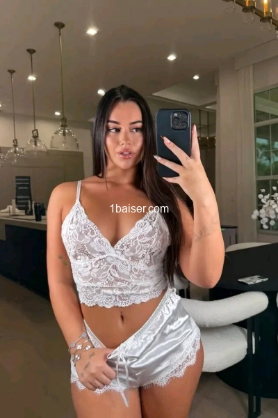 Marine+33 7 57 83 60 96