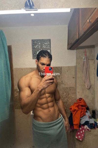 Willian  — Escort Bouches du Rhone (1)