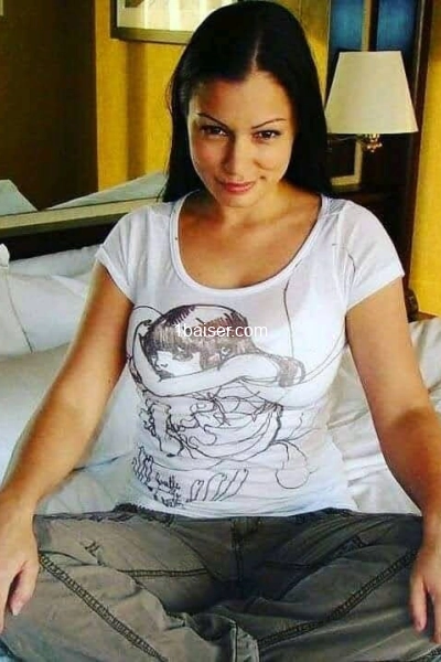 Disponible pour le plan cul sans tabou.si tu es intéressé contacte moi +3 — Escort Les Abymes (1)