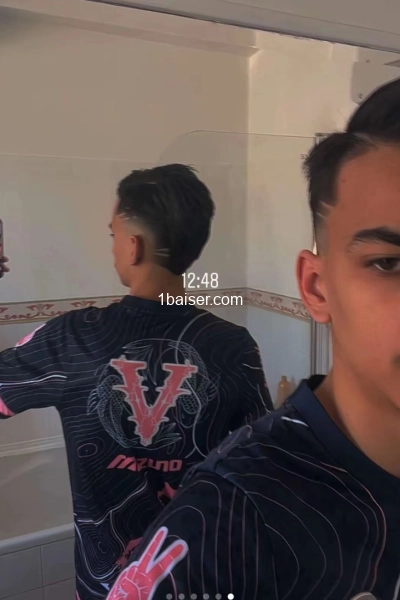 Escorte boy appeler moi 0699785700 — Escort Aix en Provence (1)