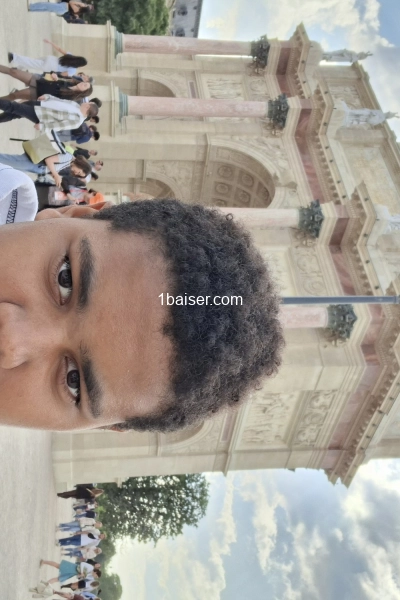 Luciano Solidade Gomes — Escort Évry (1)