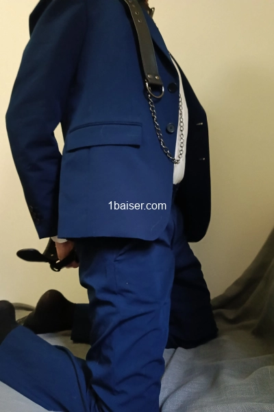 Obéissant  — Escort Toulouse (1)