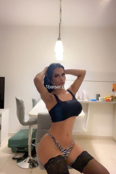 coral bella