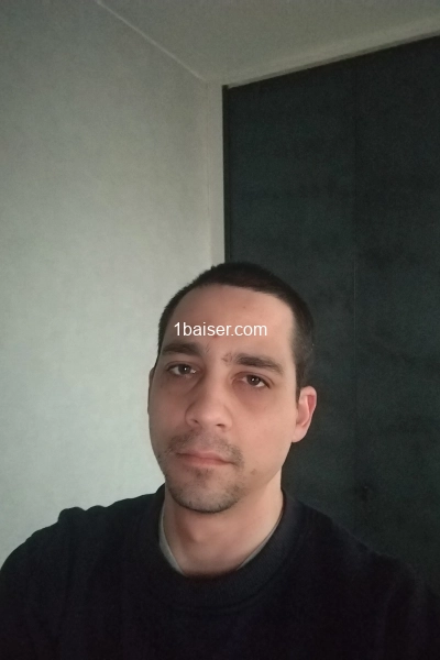Jérémy — Escort Gironde (1)