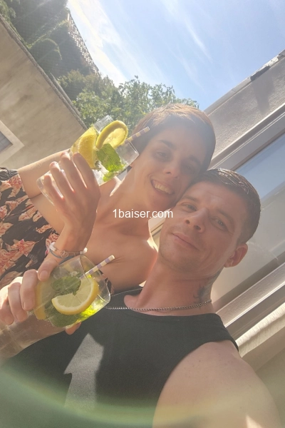 Escort couple
