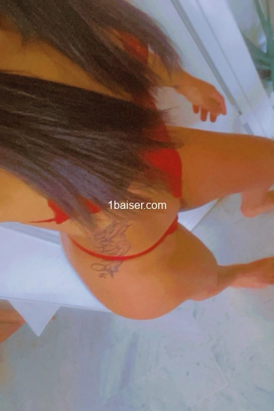 Femme fontaine  — Escort Cannes (1)