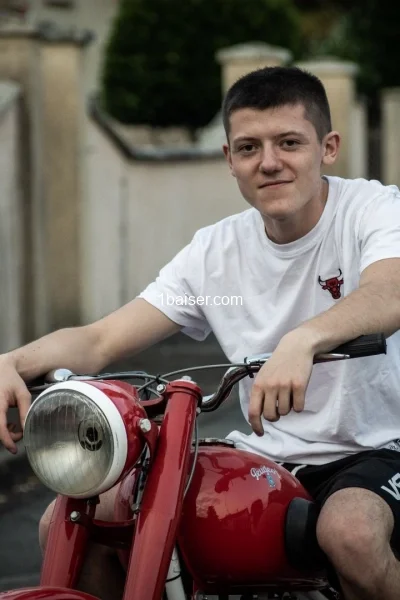 Escort in Pau : Théo , Male (2/3)