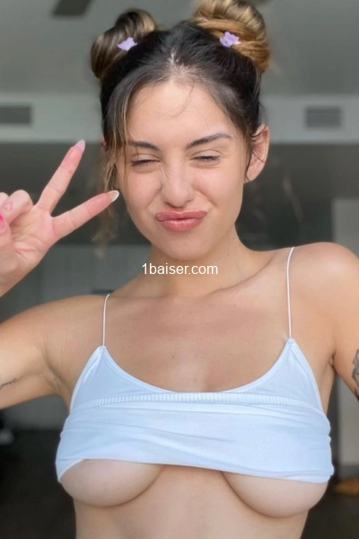 LAURIAT — Escort Haute Savoie