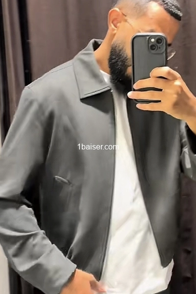 Escort à Paris : Zezzette , Homme (2/2)