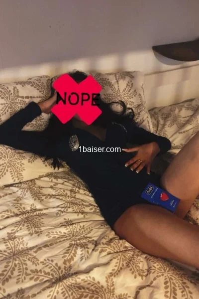 Nesrine — Escort à Rouen, Femme (1/4)