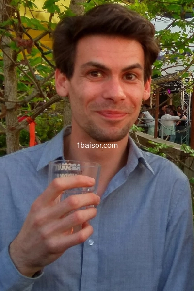 Julien  — Escort Paris (1)