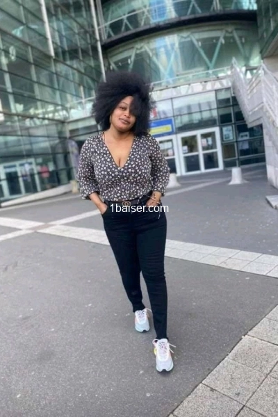 Jenbrette — Escort Paris (1)
