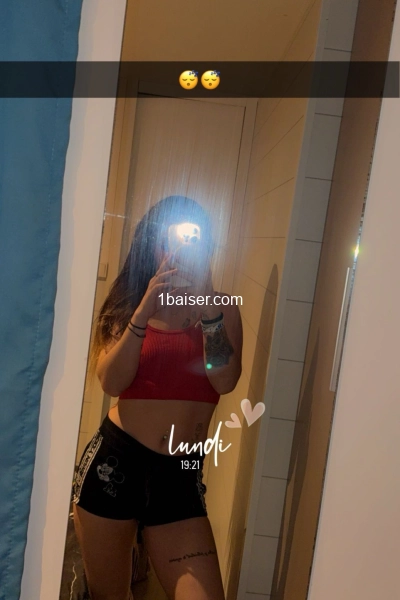 Laura — Escort Perpignan