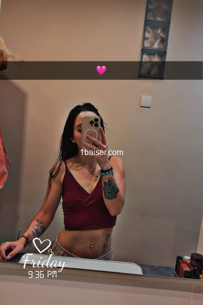Escort à Perpignan : Laura, Femme (2/3)