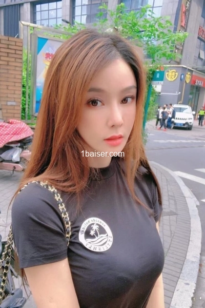 Bailar — Escort Charente (1)