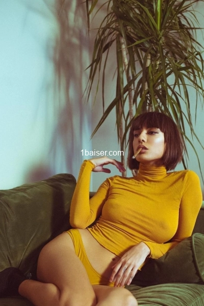 Alicia — Escort Paris (1)