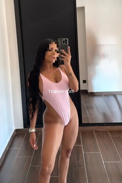 Escort à Ain : Zorra, Femme (2/3)