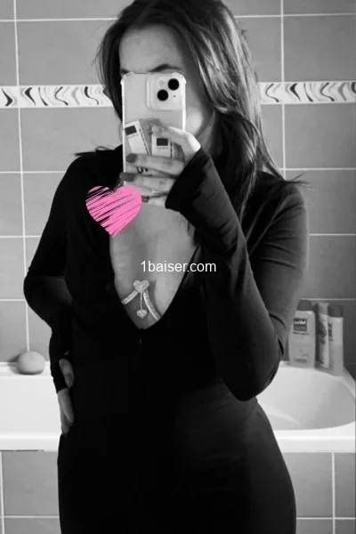 Escort à Lille : Celia, Femme (2/3)