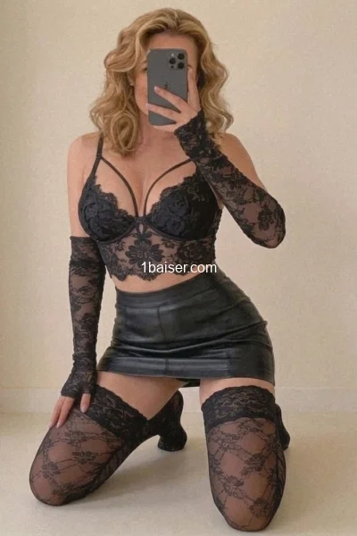 Nadinesexchou