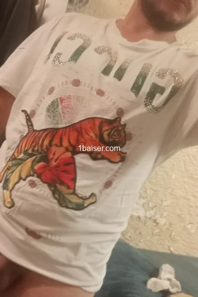 Escort in Nantes : Rien que pour toi, Male (2/3)