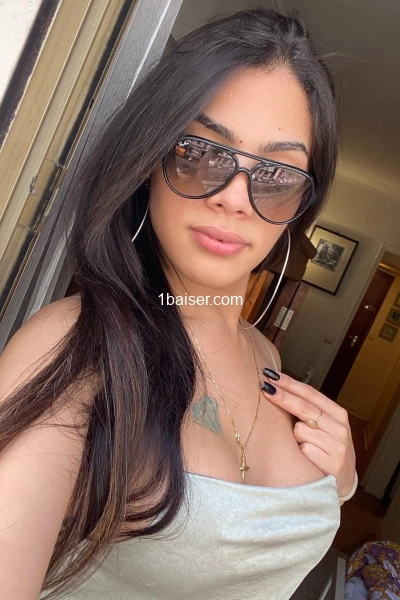 Ariaannaa — Escort Tours (1)