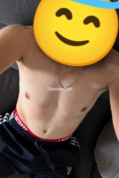 Escort in Saint Étienne : OpenBoy42, Male (2/3)