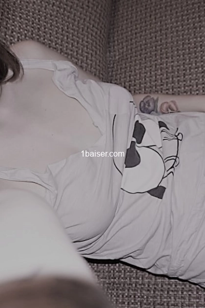 Lily — Escort Paris (1)