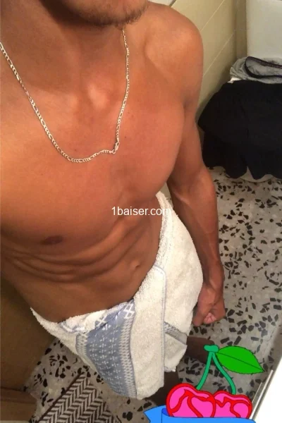 Escort à Aix en Provence : Sofian, Homme (2/3)