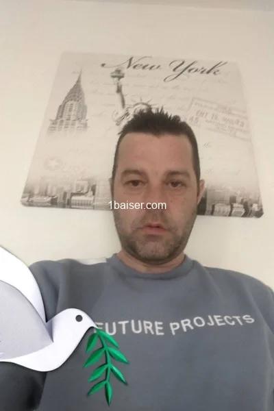 Escort à Fort de France : Olivier, Homme (2/3)