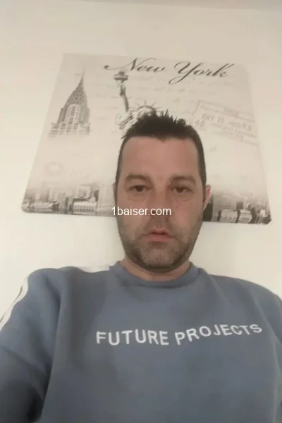Olivier — Escort à Fort de France, Homme (1/3)